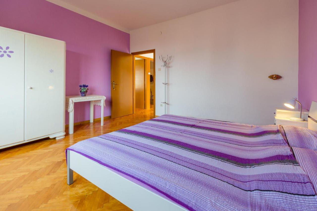 Jasminka Loncaric Apartment Crikvenica Exterior photo